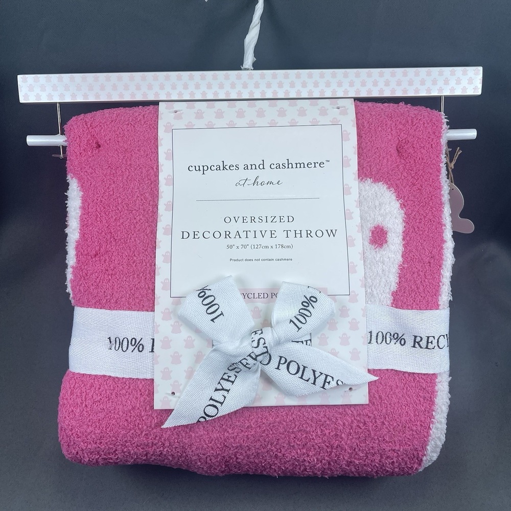 Halloween Cupcakes and Cashmere Pink Ghost Blanket Reversible‎ 2024 Viral TikTok